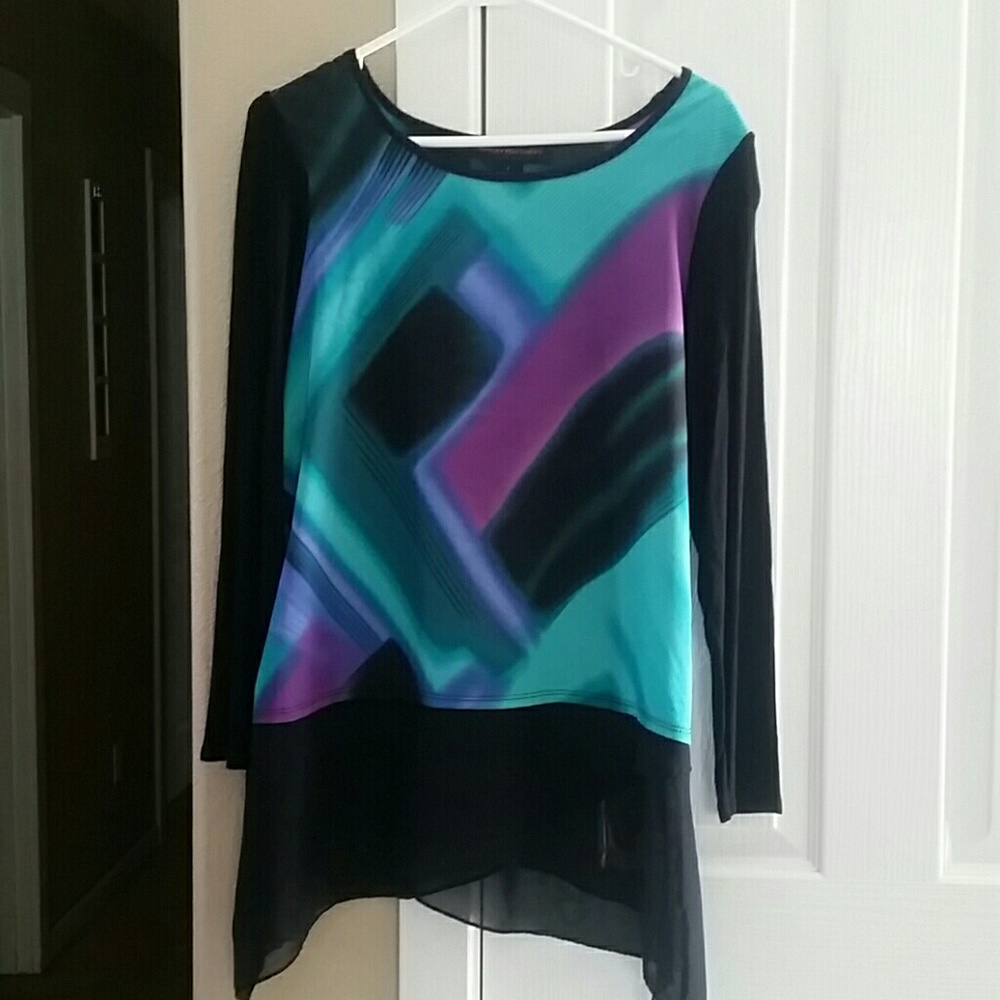 Hayley Matthews top